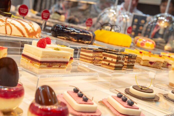 Baked goods are sensitive products that need safe packaging.